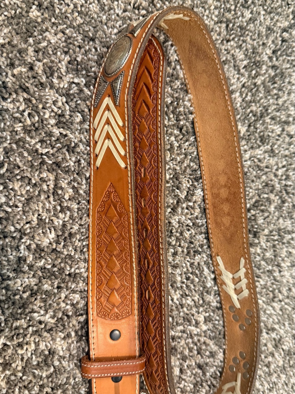 Nocona brand Leather womens size 36 Tooled Western Belt in Tan with White Accent